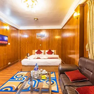 2* Hotel Sekai